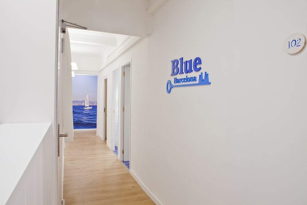 Blue Barcelona 37/54