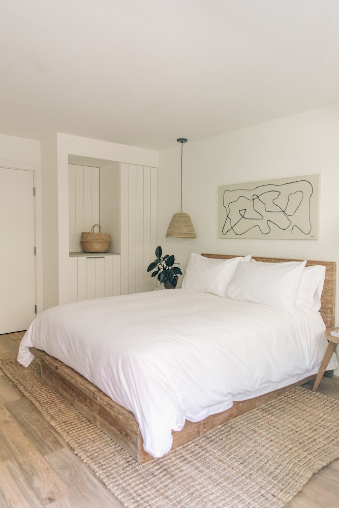 Queen Bed, Ground Floor