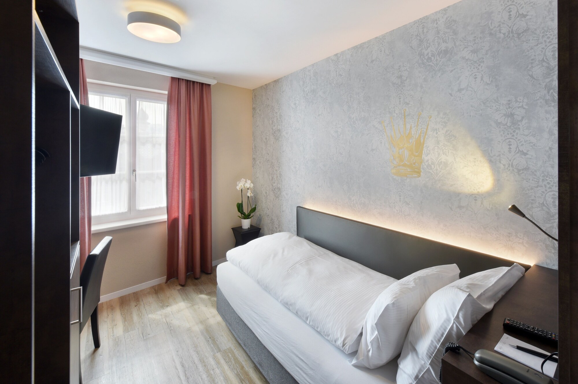 STANDARD, SINGLE, SINGLE BED