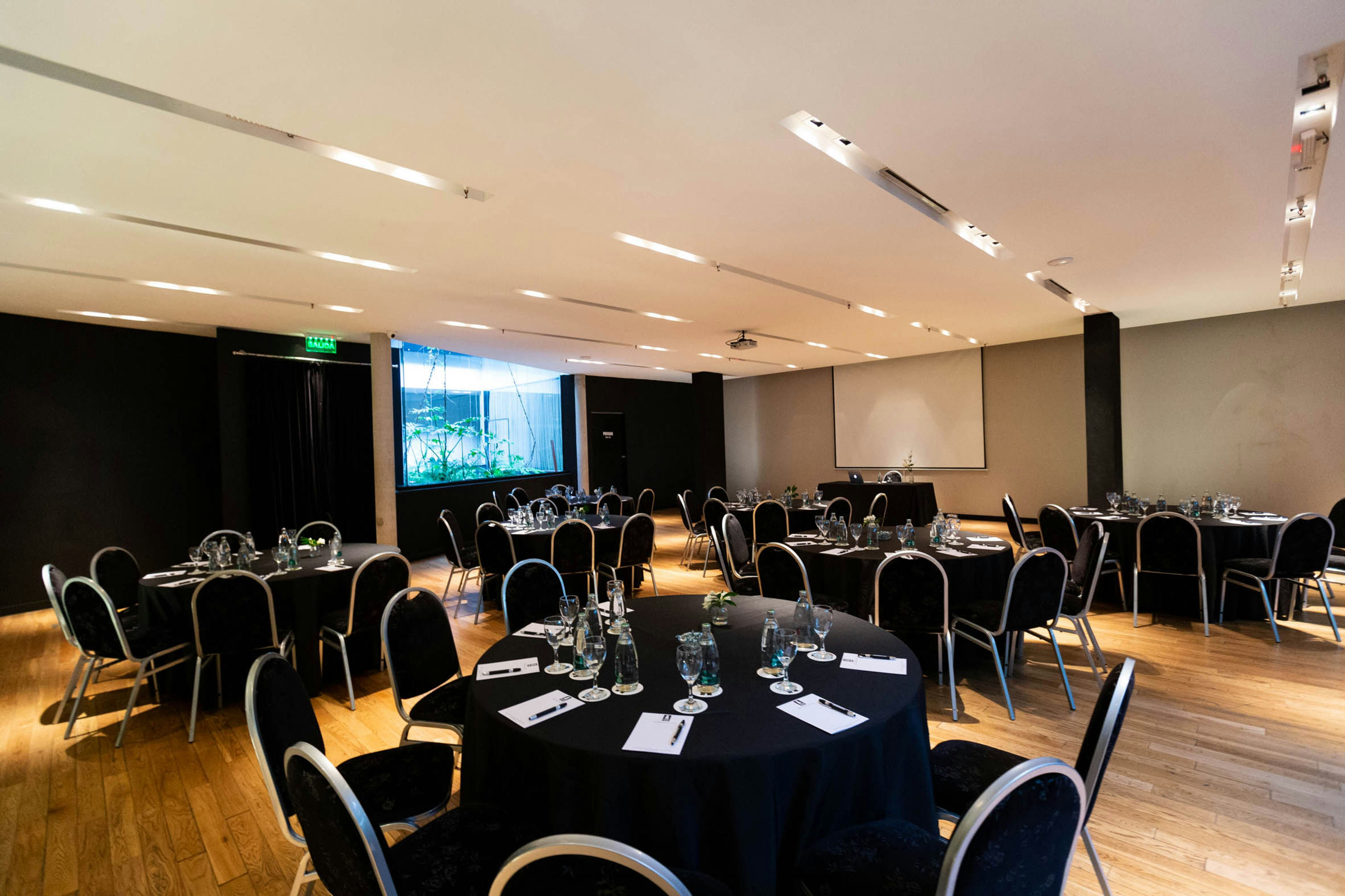 Anselmo Buenos Aires Curio Collection By Hilton 45/47