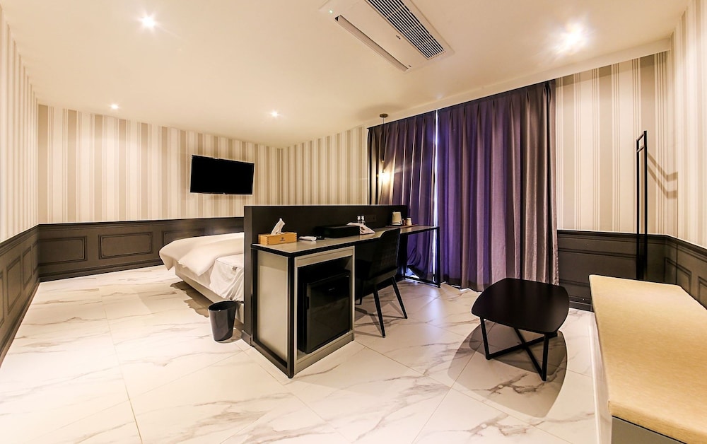 Hotel Yaja Chungmu Jagalchi 17/44