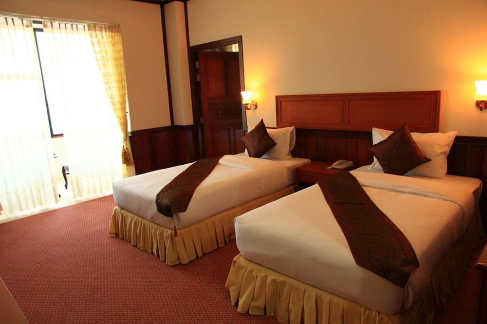 Golden Dragon Resort 17/43