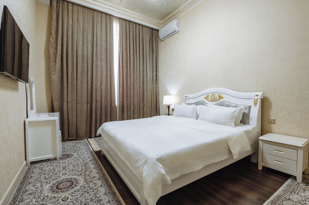 1 BEDROOM, APARTMENT
