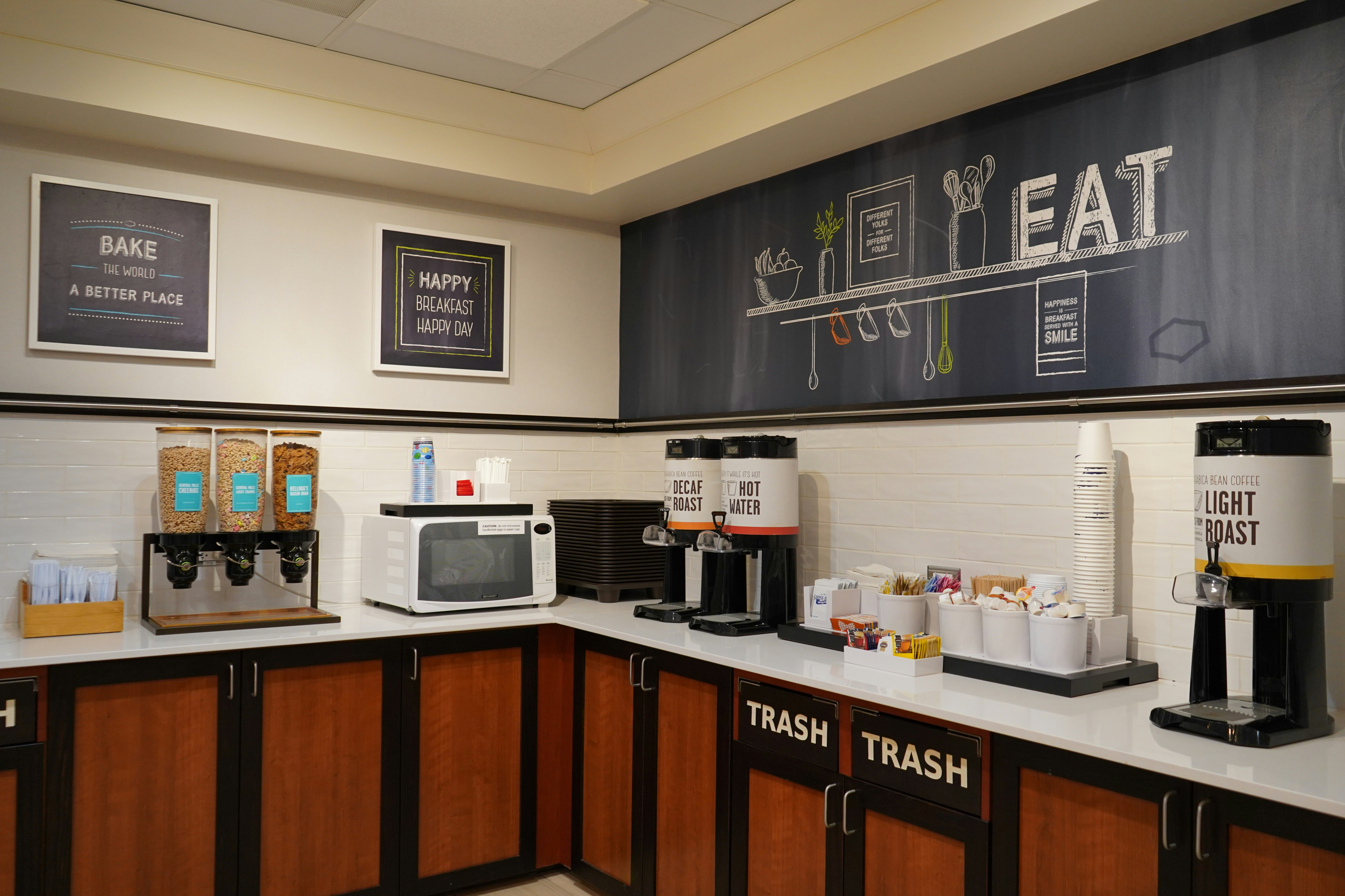 Hampton Inn And Suites Chicago Aurora 6/28