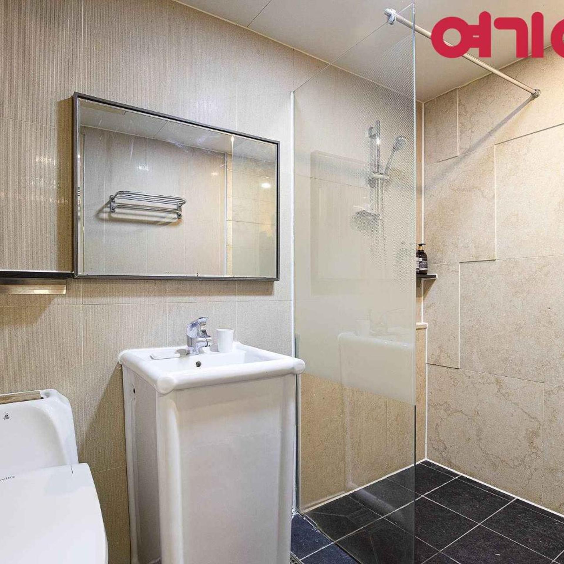 Suwon Hotel Pacific 37 32/35