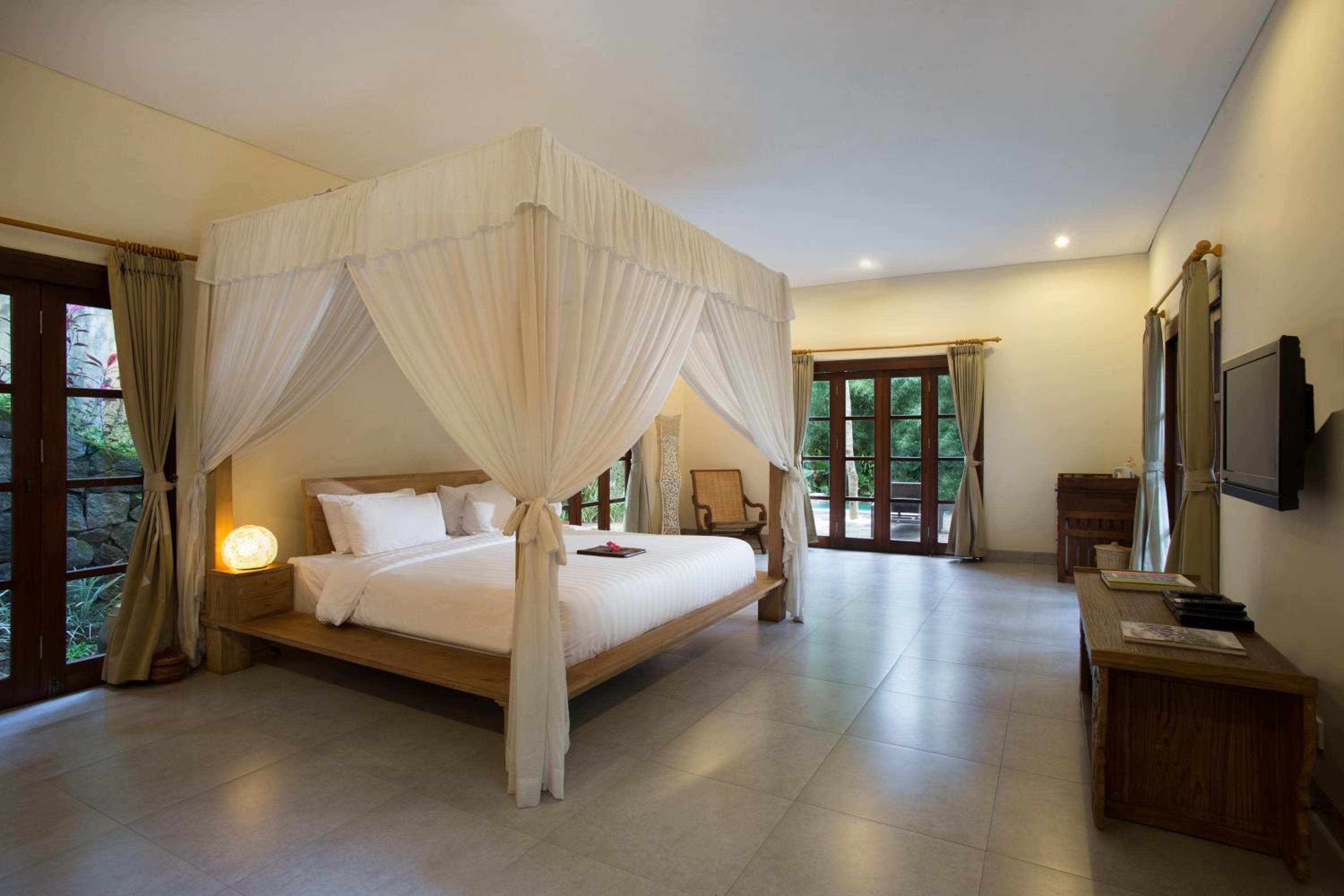 Royal, Duplex, Pool, Villa