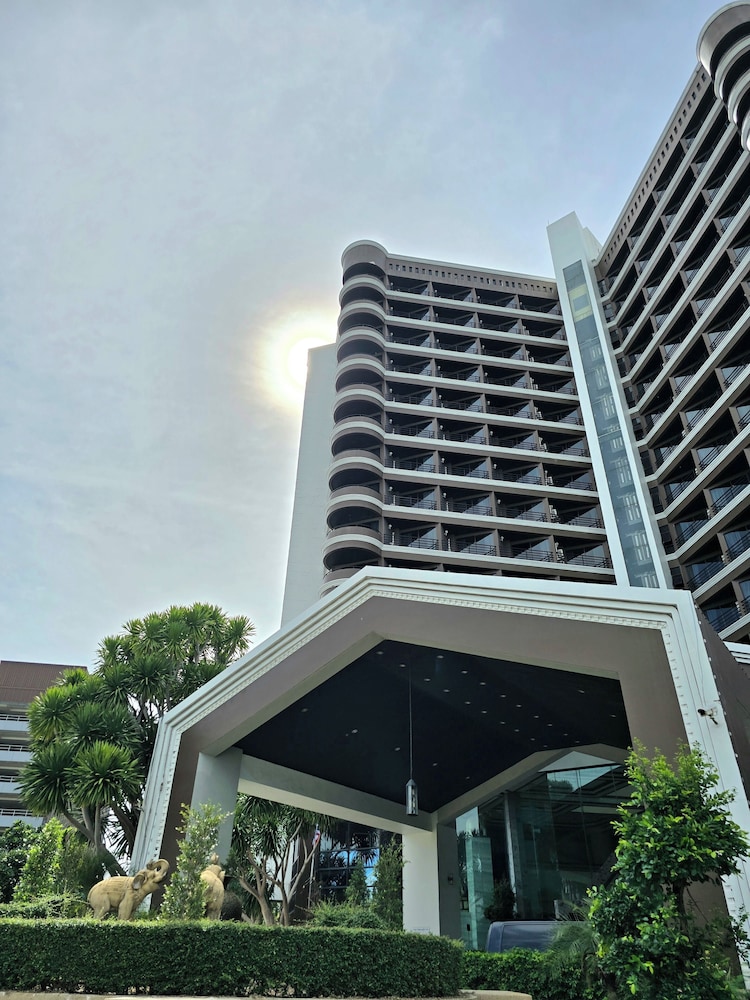 First Pacific Cirrus Hotel photo2