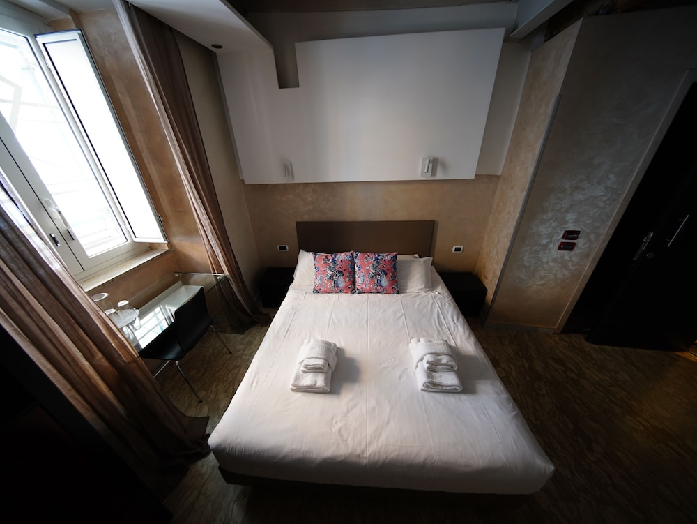 Nerva Accommodation 7/50