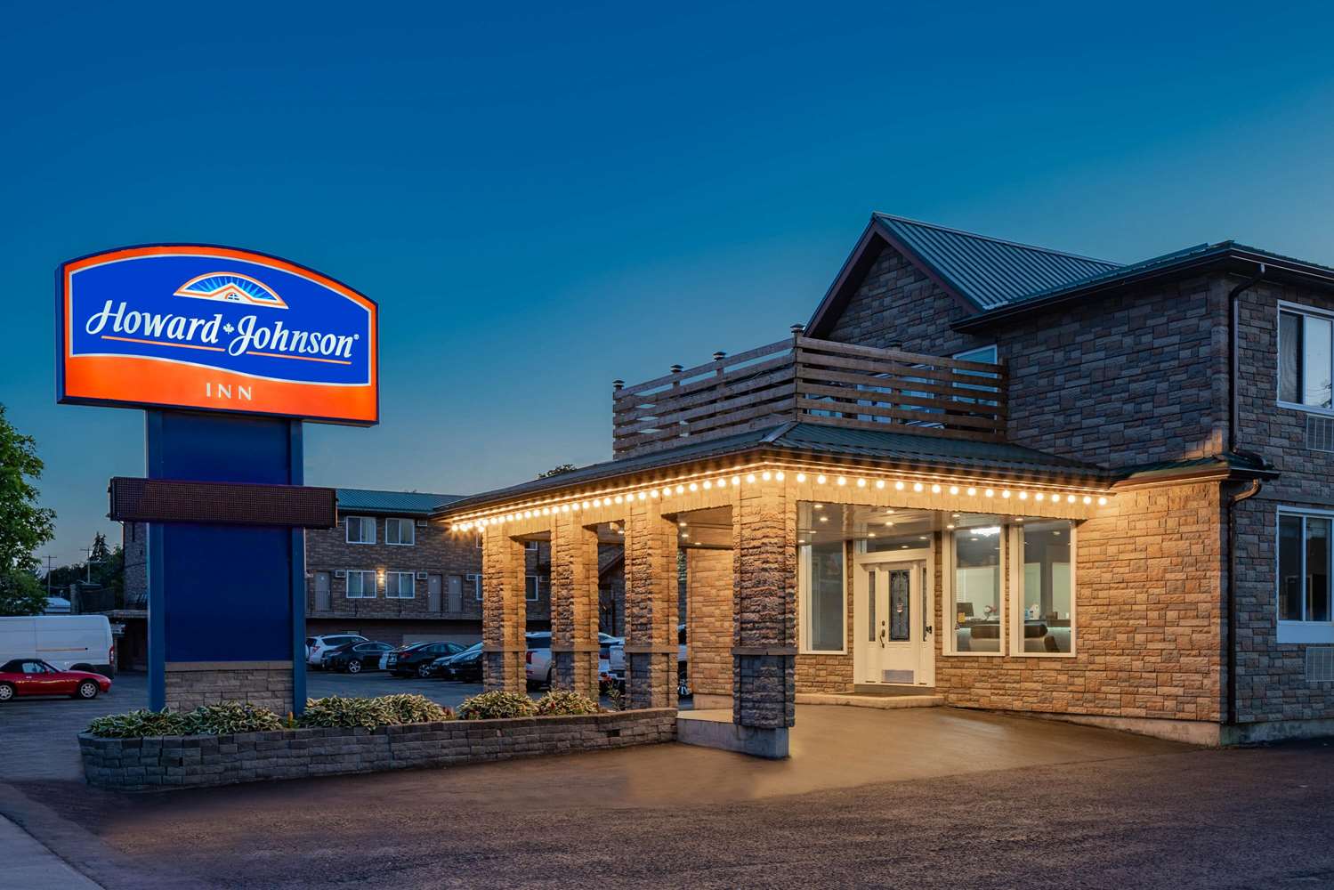 Howard Johnson by Wyndham Gananoque 1/30