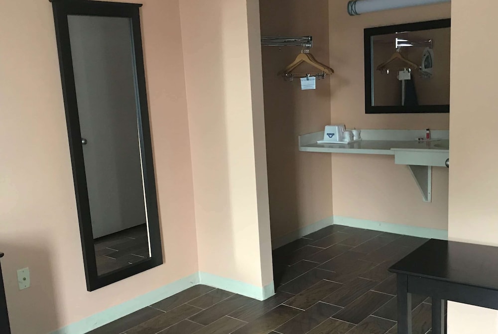 Rodeway Inn Davenport Champions Gate 32/33