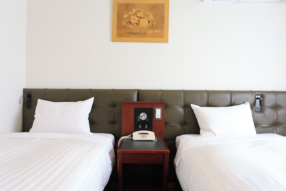 Hotel Castle inn Suzukachuo 10/22