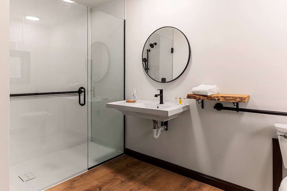 Travelodge by Wyndham Emlenton 50/50