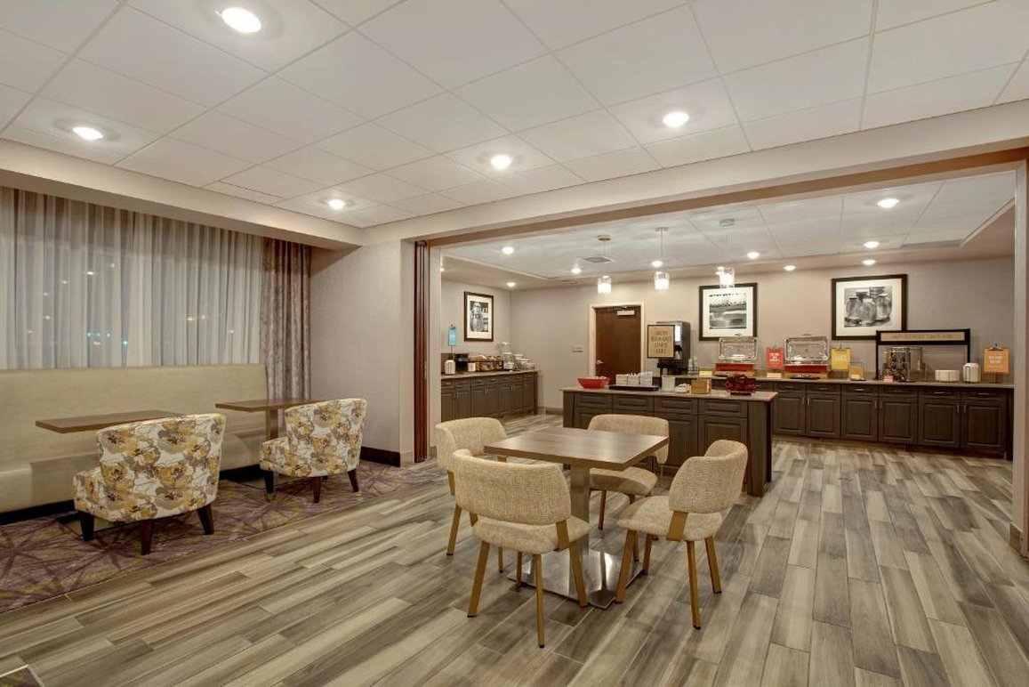 Ramada by Wyndham St. Paul AB 31/44