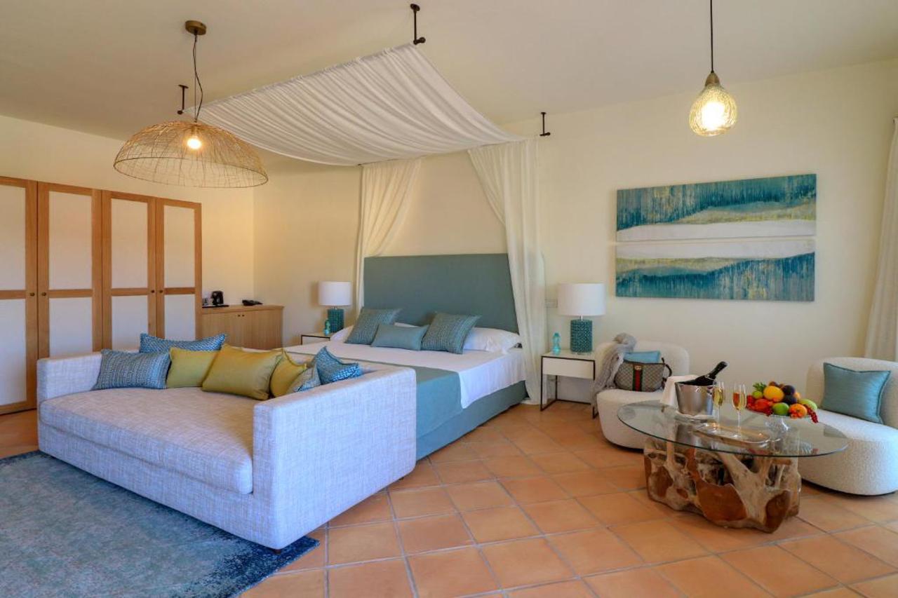 HOTEL BORGO SMERALDO 26/32