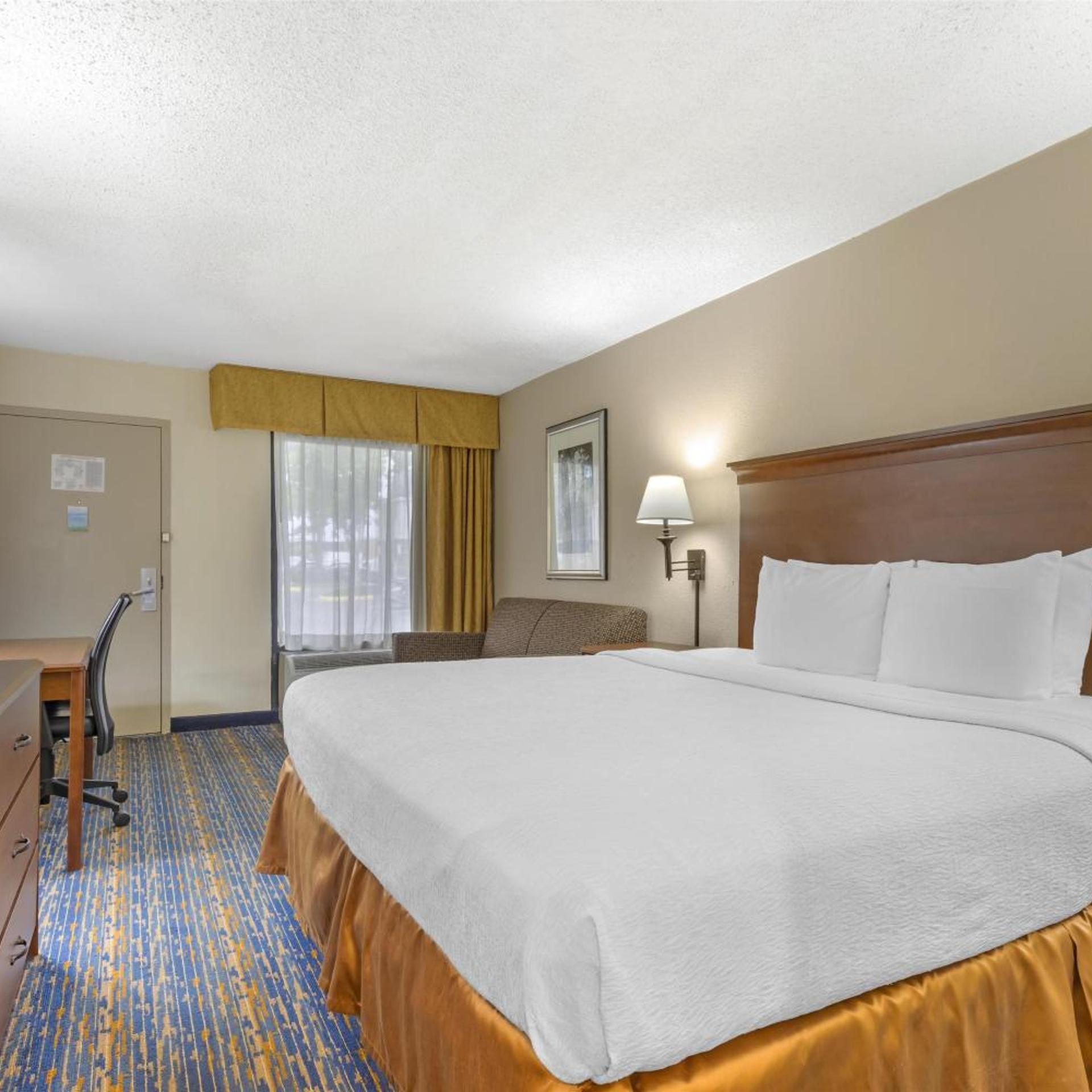 Room, King Bed, Sofa, Ground Floor