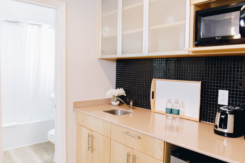 Ocean Reef Suites 60/62