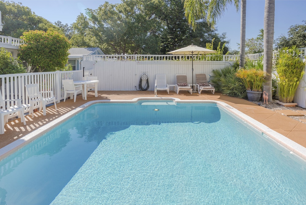 Meranova Guest Inn 22/50