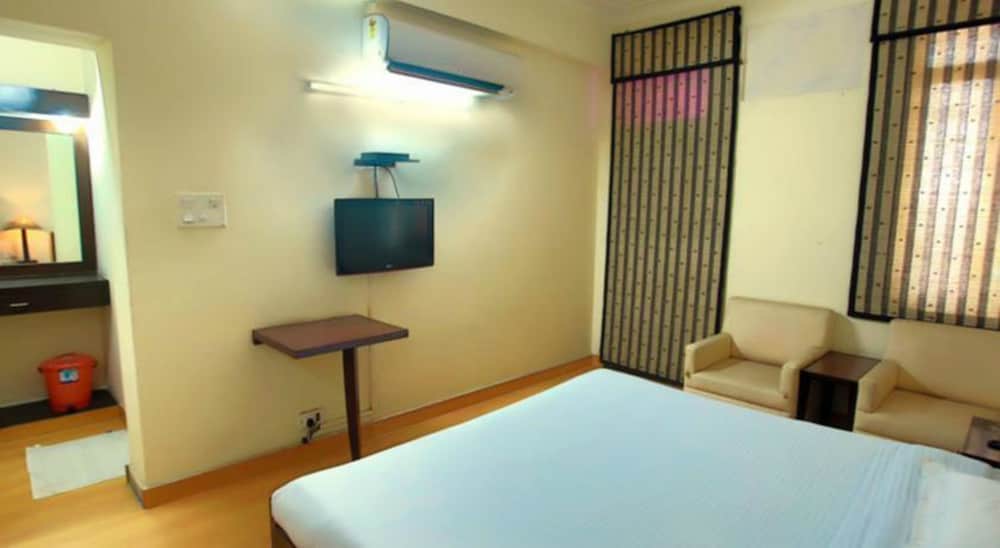 Ymca Tourist Hostel 19/43