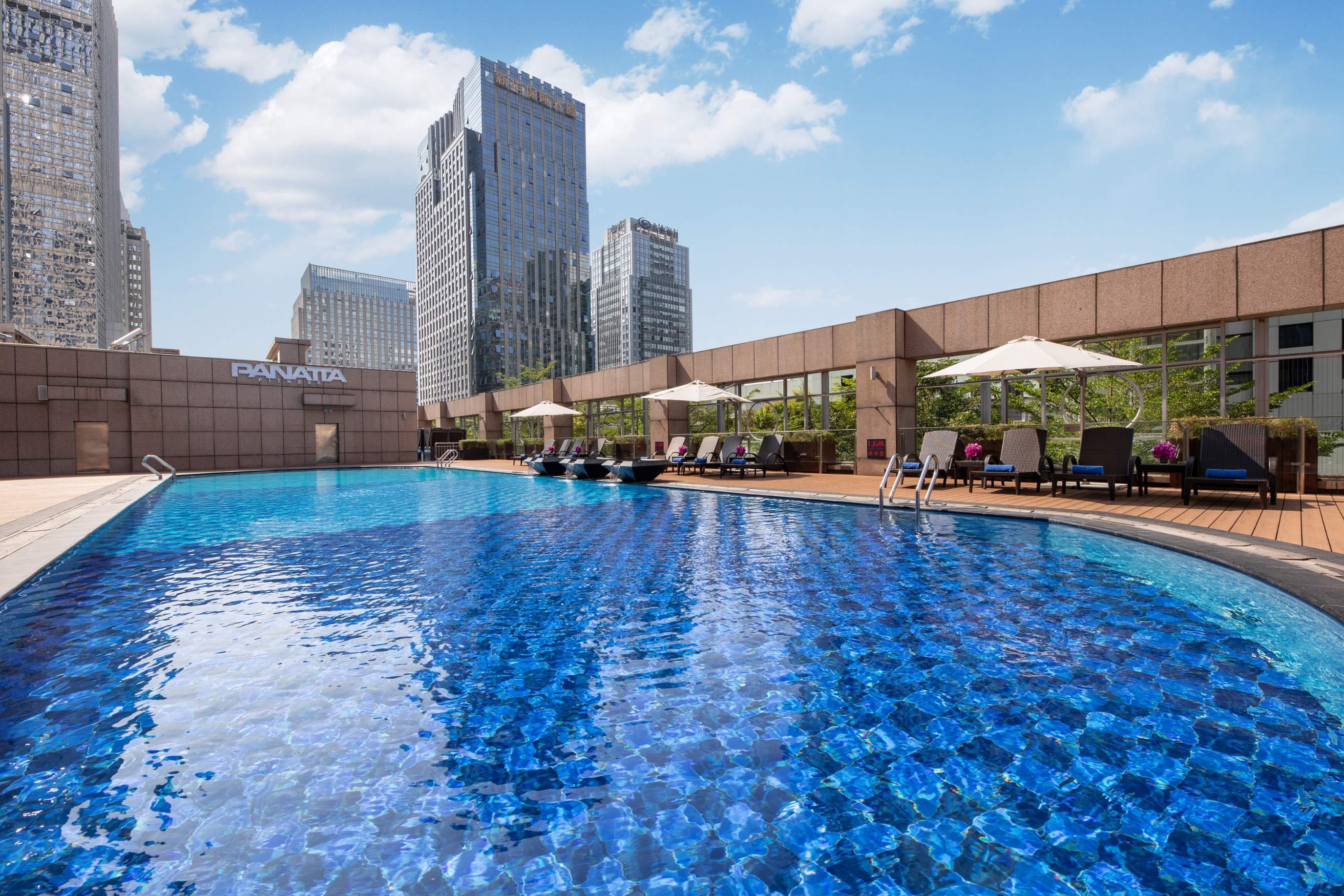 Crowne Plaza Shenzhen Futian 83/86