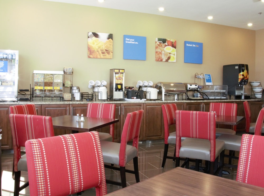 Comfort Inn Medford North 20/24