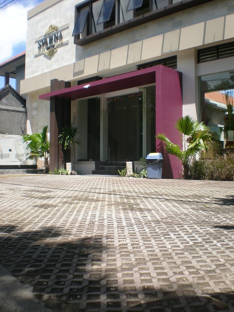 Svarna Suite Seminyak 9/62