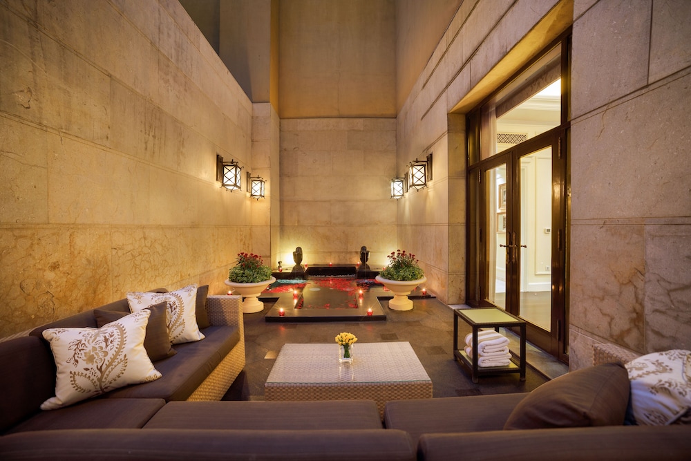 The Leela Palace New Delhi 49/74