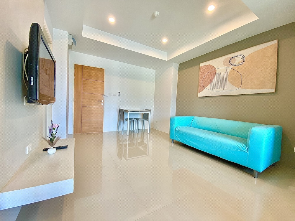 THE PALMS RESIDENCE 39/59