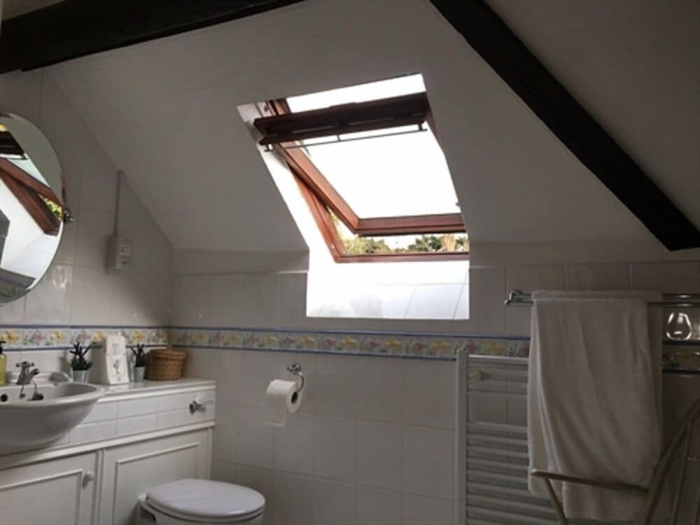 Stoneleigh Barn Bed And Breakfast 24/25
