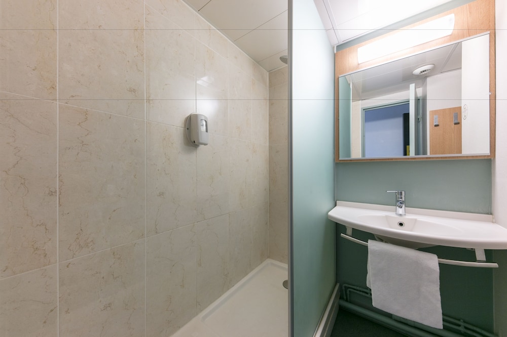 B&B Hotel Toulouse Centre Canal du Midi 16/42