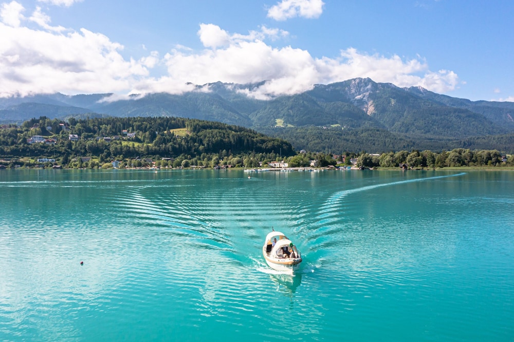 Inselhotel Faakersee 39/63