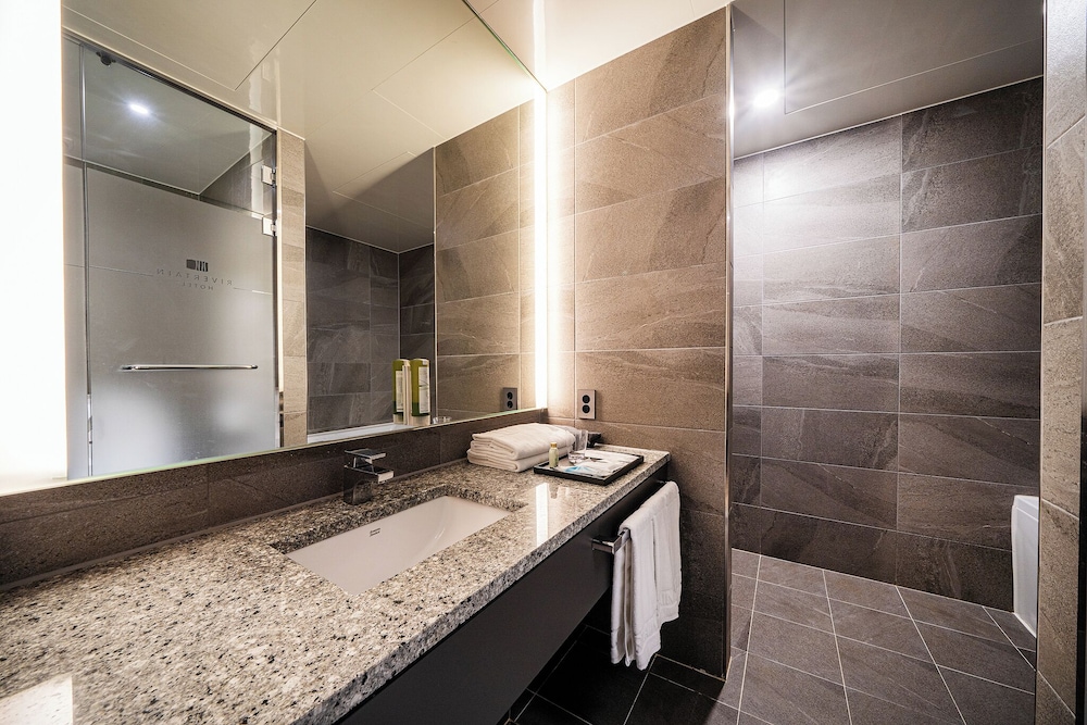 Rivertain Hotel Gyeongju 47/59