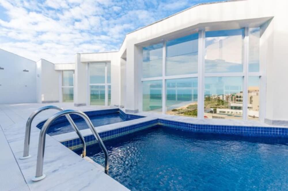 Hotel Brisa Suites 37/64