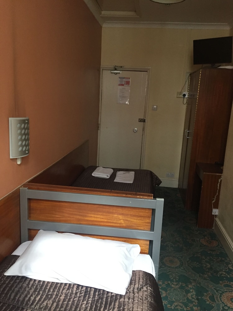 Gresham Hotel 20/50