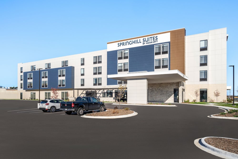 SpringHill Suites by Marriott Menomonee Falls 18/22