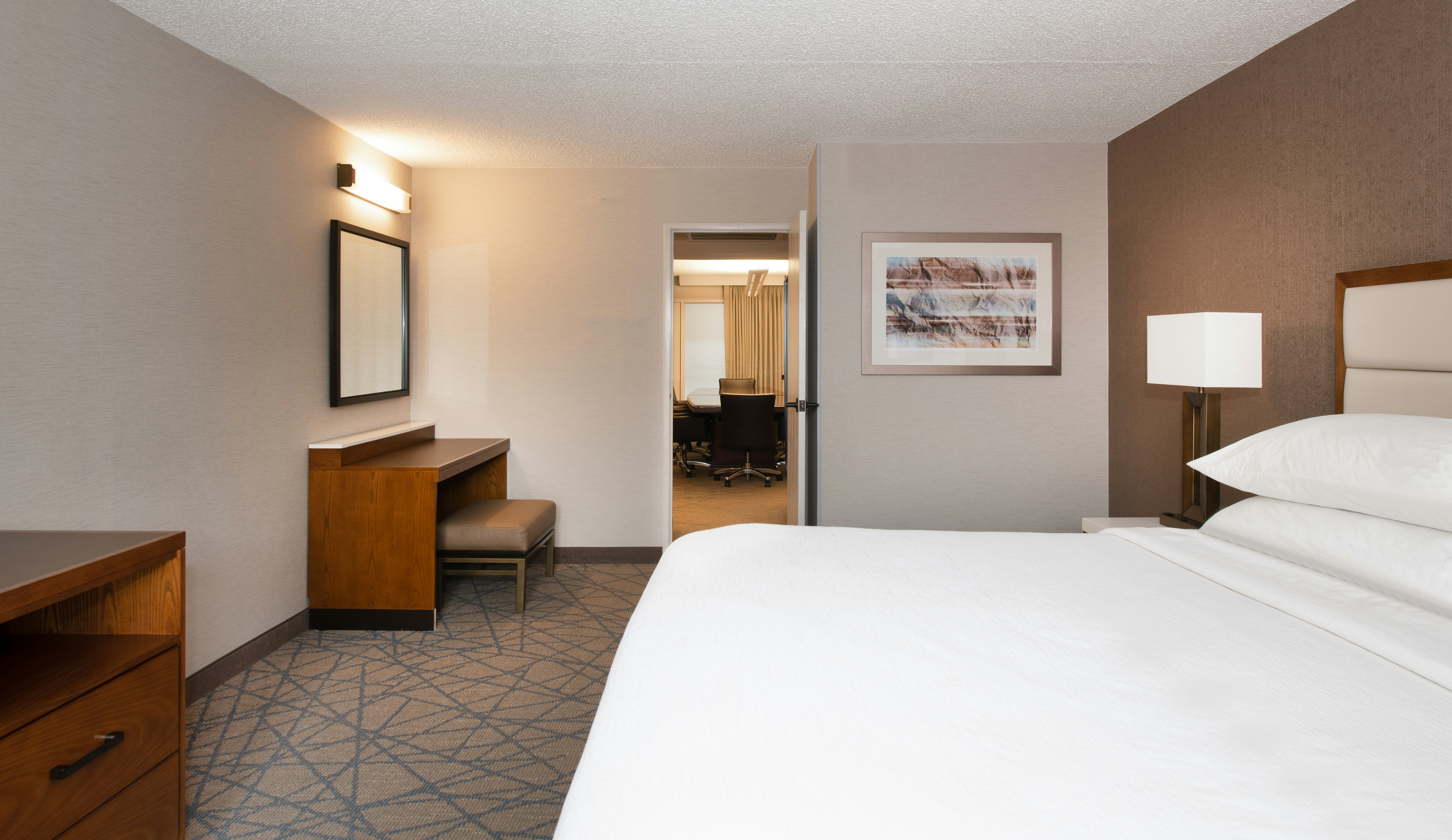 Embassy Suite Hotel Colorado Springs 19/68