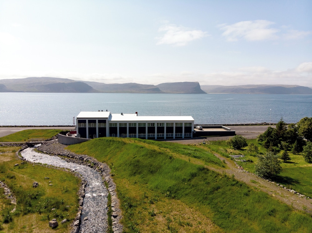 Fosshotel Westfjords 44/50