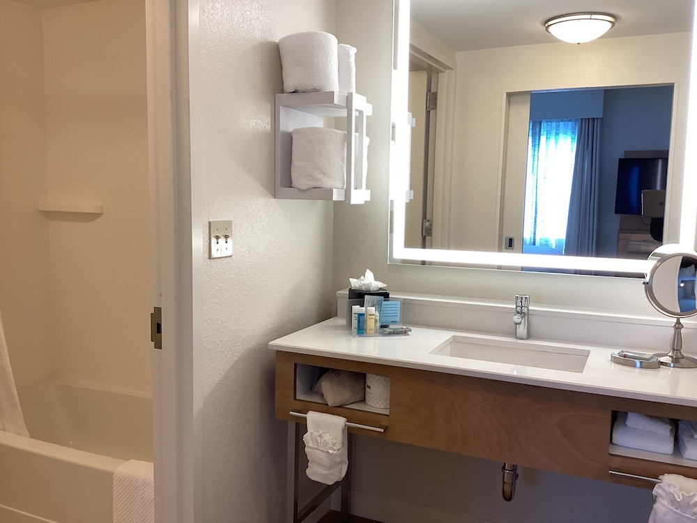 جناح استوديو بسريرين كوين مع أريكة، Hampton Inn Suites By Hilton Miami Brickell Downtown 8/10