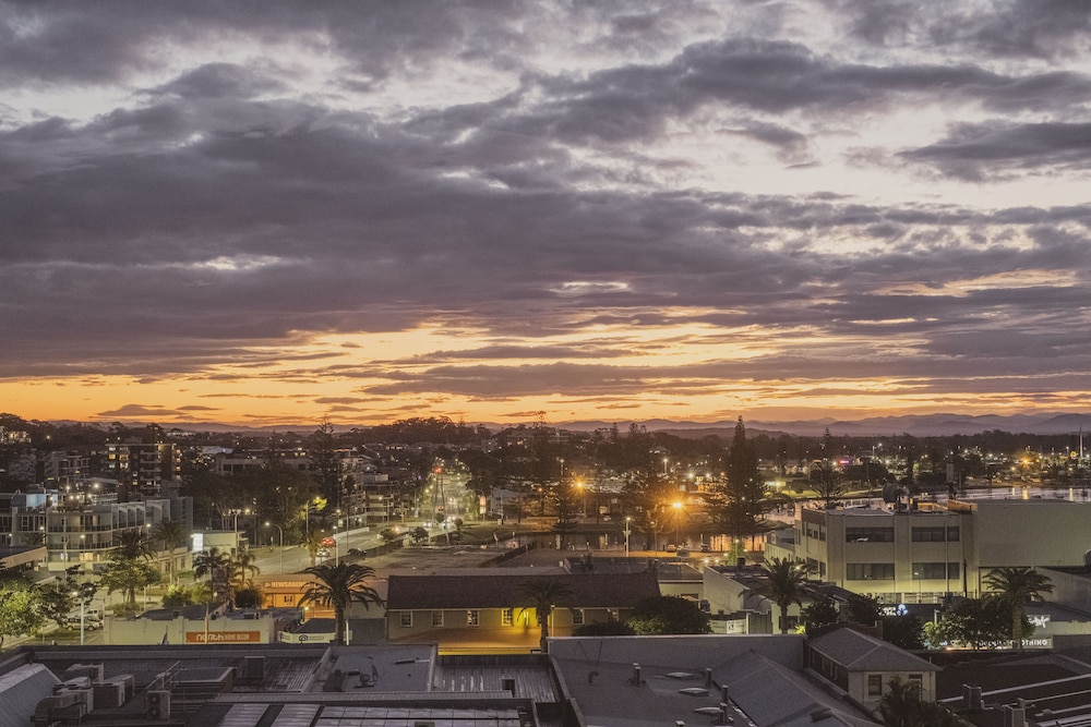 Mercure Centro Port Macquarie 63/68