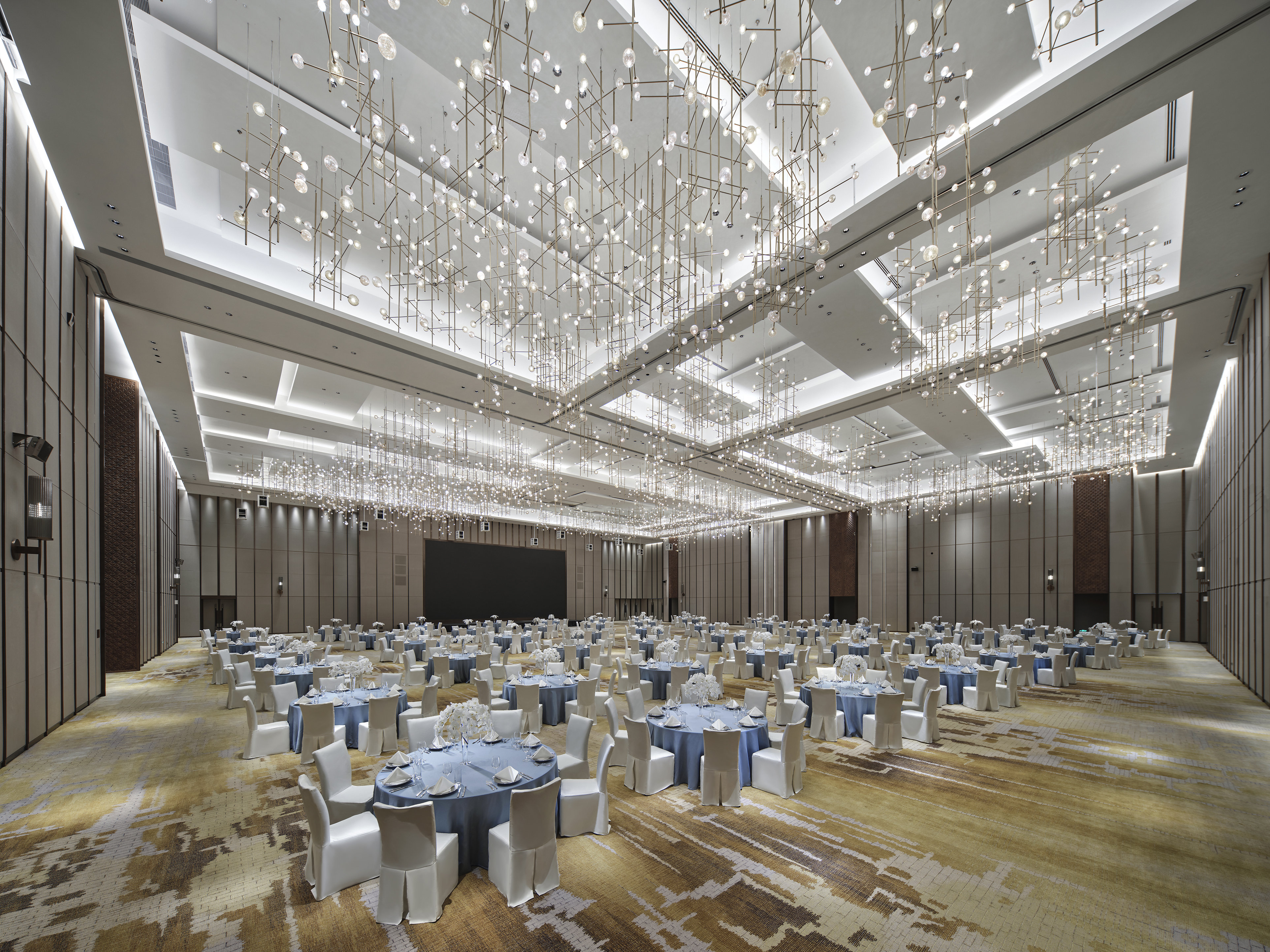 Intercontinental Dongguan 67/76