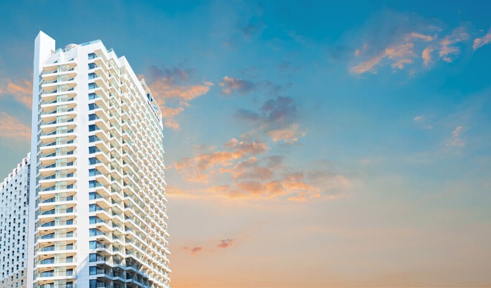 Y Collection Haeundae Beach 24/32
