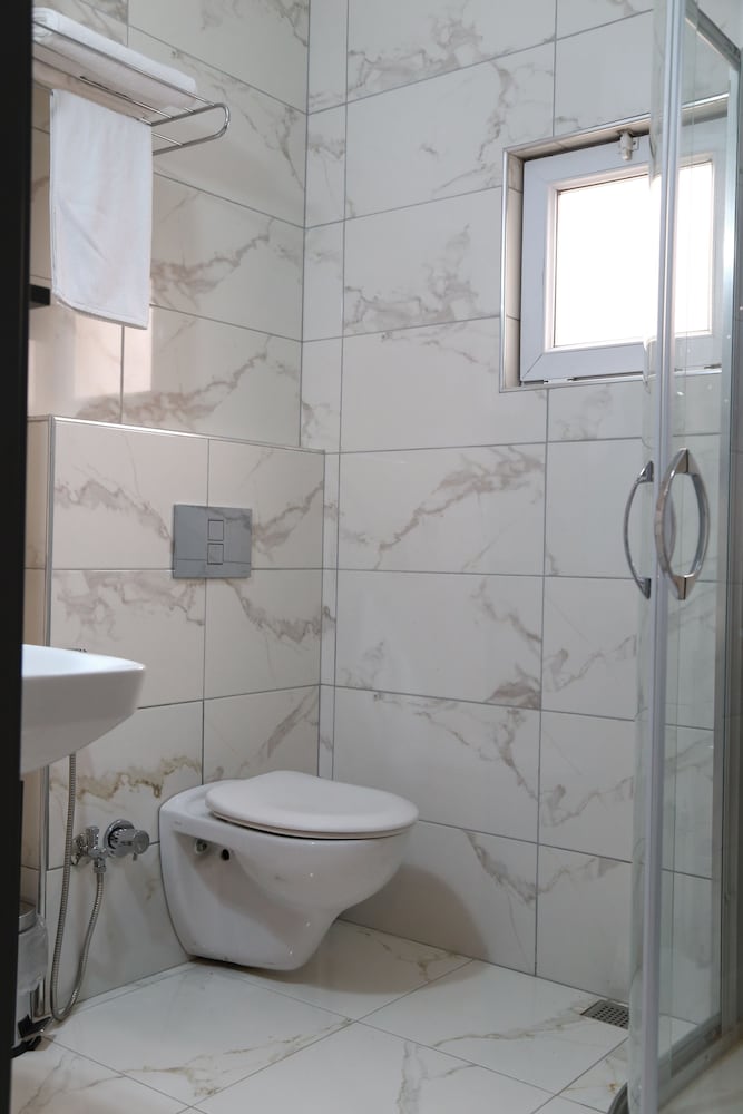 Azra Suite Otel 47/50