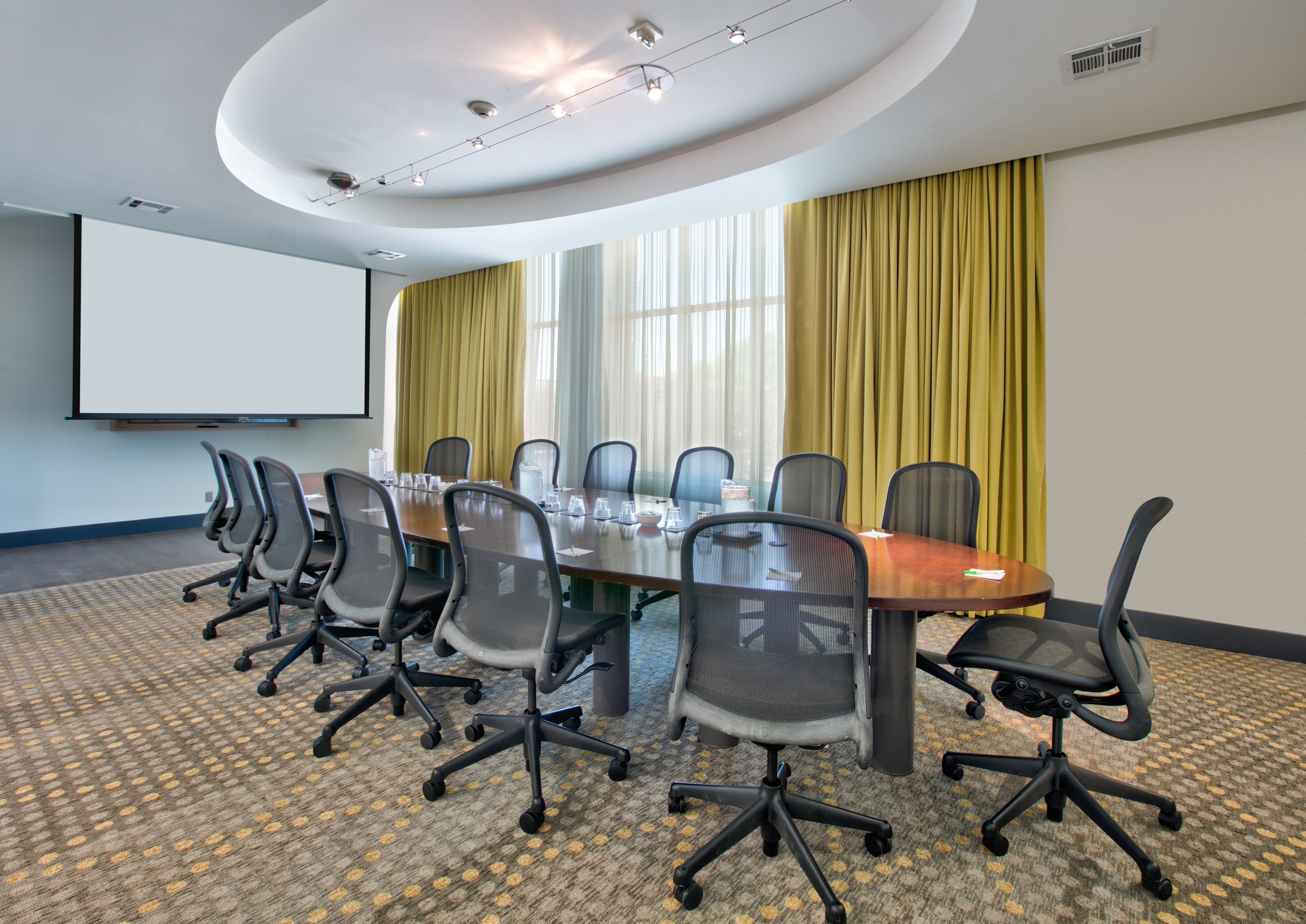 Holiday Inn Dfw South 47/64