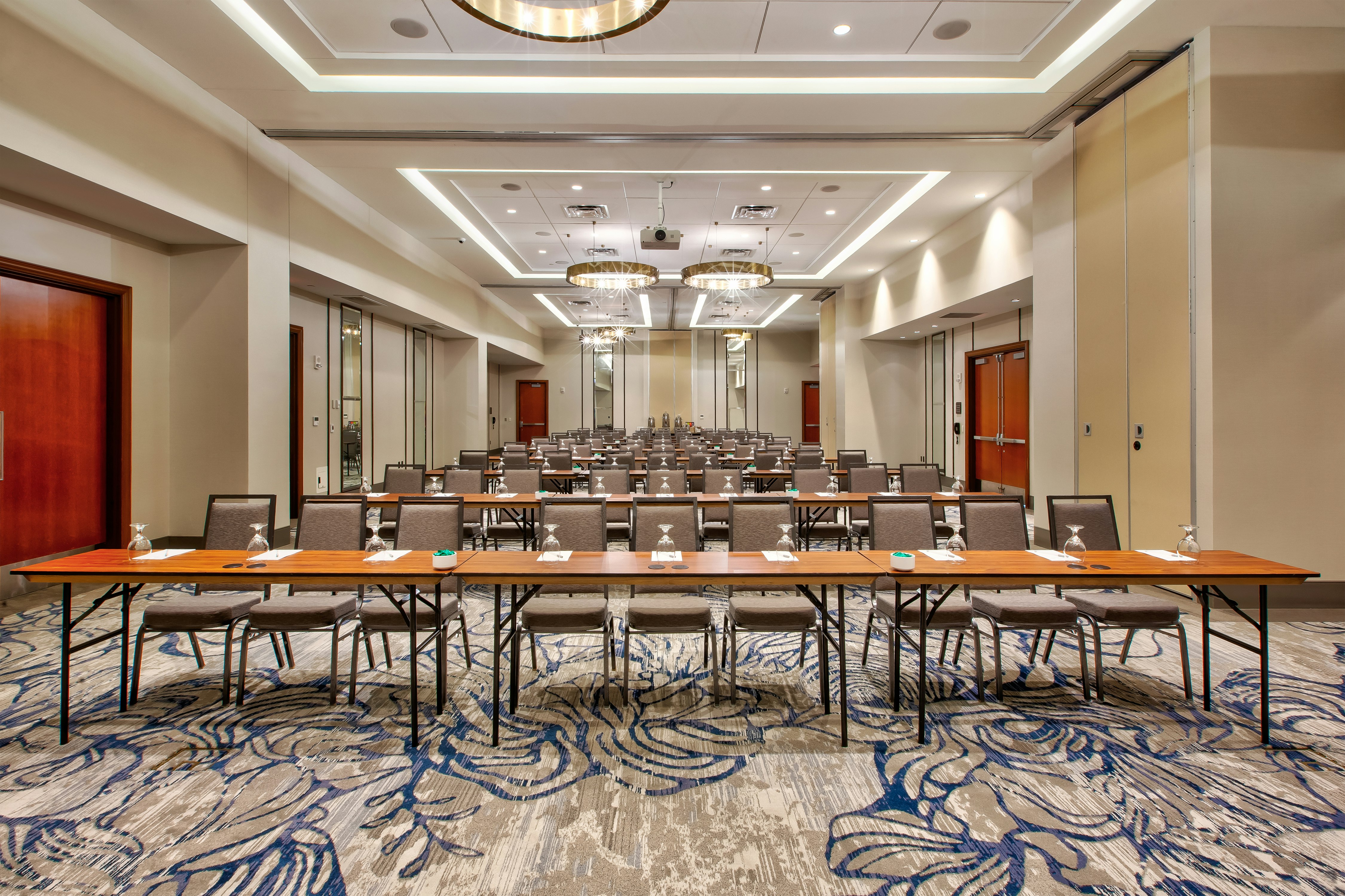 HILTON GARDEN INN VIRGINIA BEACH OCEANFRONT 38/50
