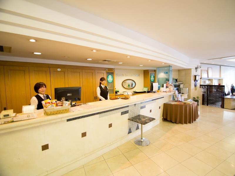 South Breeze Hotel 9/40