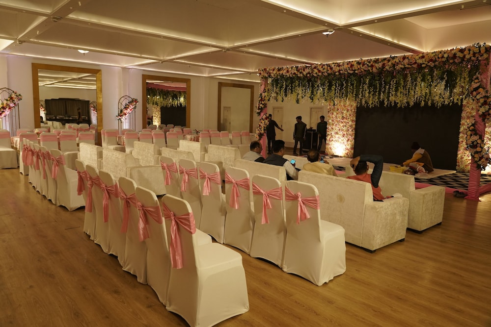 Saraca Hotel Lucknow 25/42