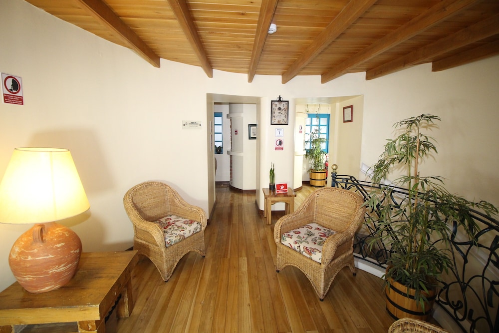 Vieja Cuba Hotel 30/60