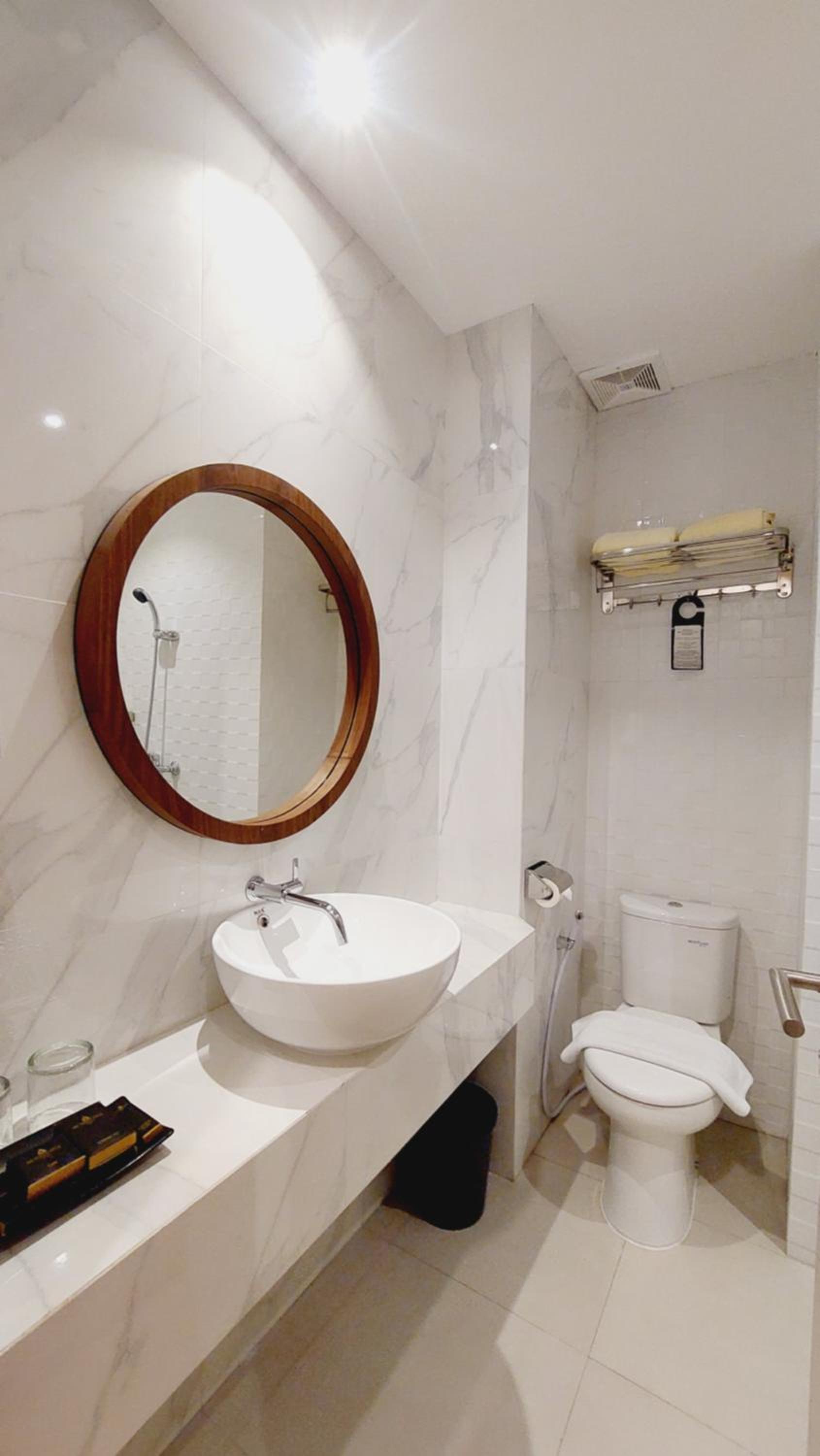 SIP Azana Hotel Jayapura 49/50