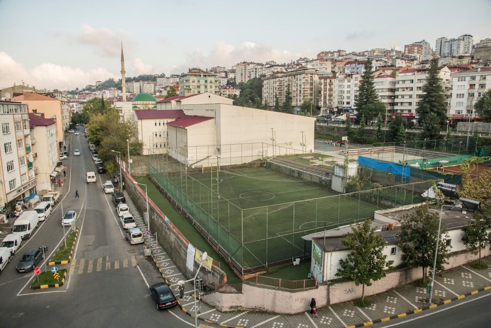 Cebeciler Hotel 41/42