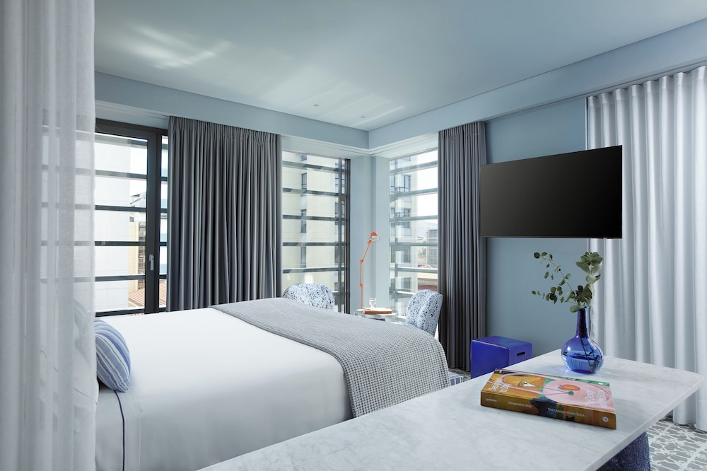 COMFORT, DOUBLE BED