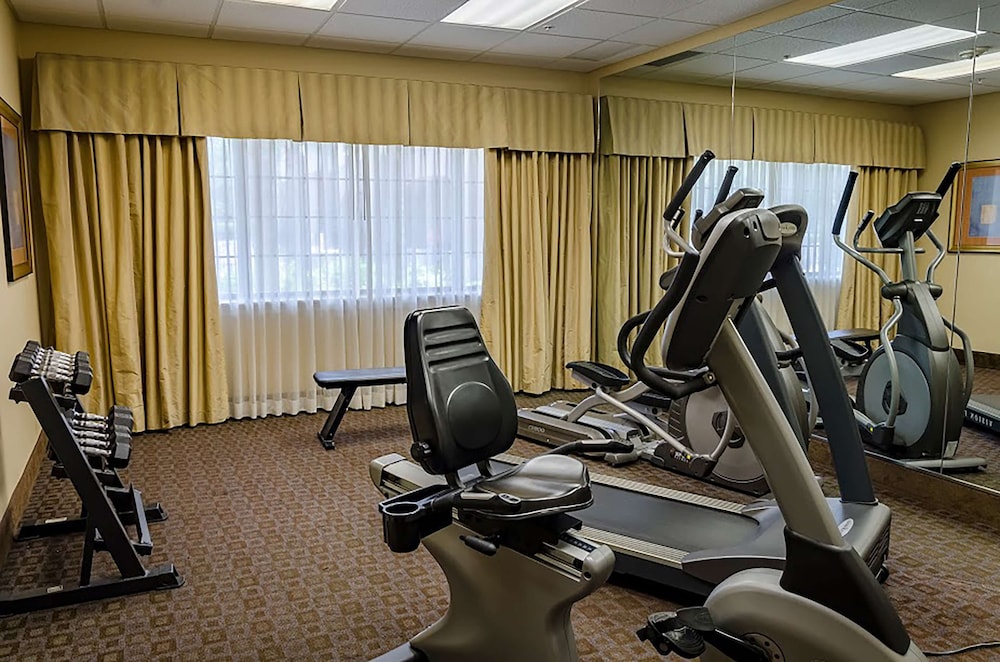 Crestwood Suites Lakeland 35/63